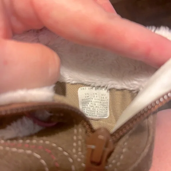 Stride Rite Baby Girl Boot - Picture 4 of 5